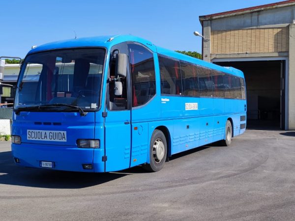 Autoscuole Corinaldesi Jesi, Marzocca, Ostra. Scuola guida e pratiche auto, agenzia e autoscuola.